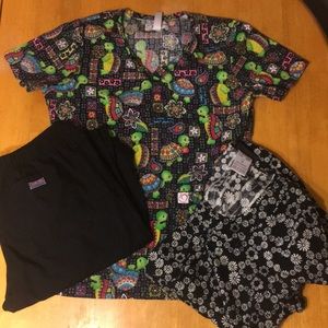 Cherokee scrub pants with 2 scrub tops size small